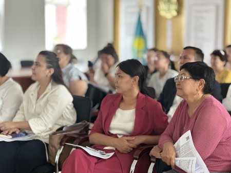 Семинар-совещание в ВИЧ центре:  от диагностики до профилактики ВИЧ-инфекции